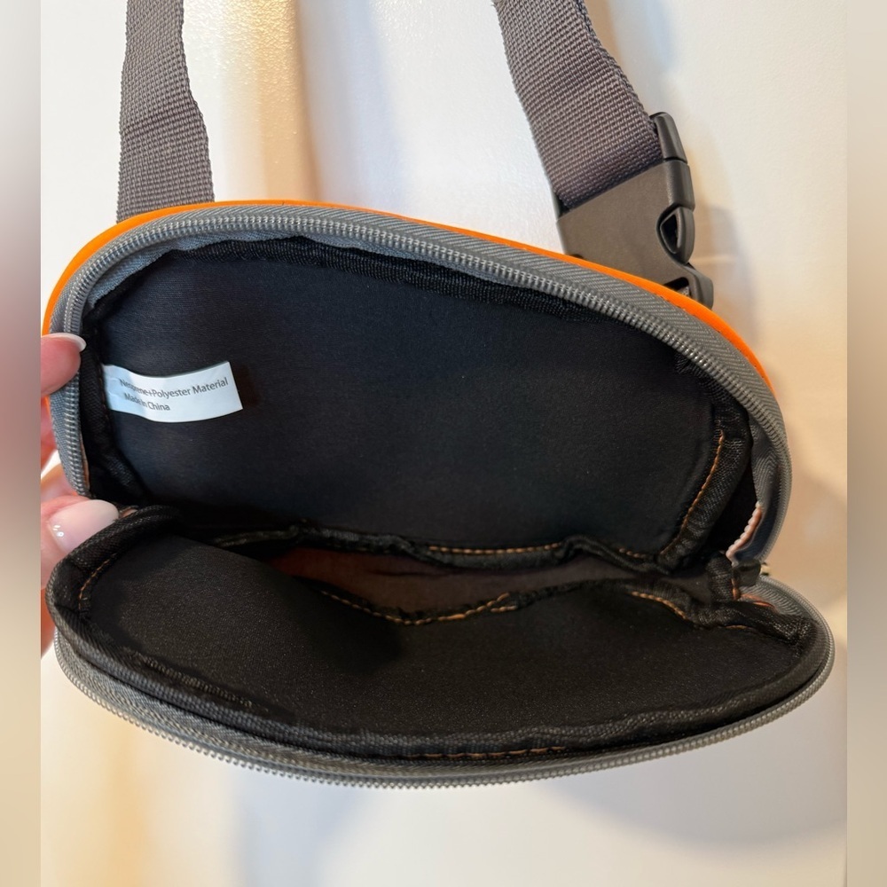 Orangetheory Marathon Orange Crossbody Belt Bag - Picture 5 of 6